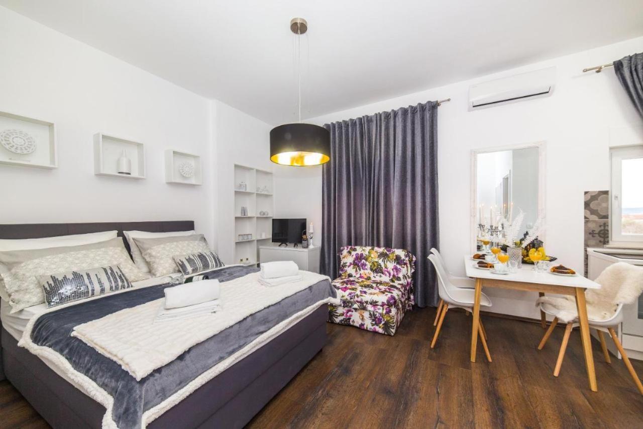 Ipm Apartments Kastela Ngoại thất bức ảnh