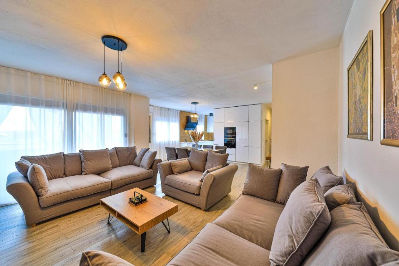 Ipm Apartments Kastela Ngoại thất bức ảnh