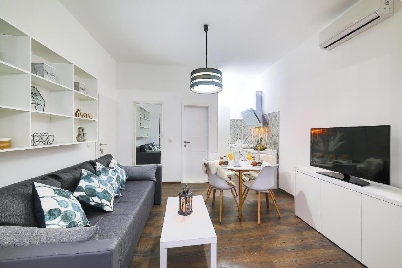 Ipm Apartments Kastela Ngoại thất bức ảnh