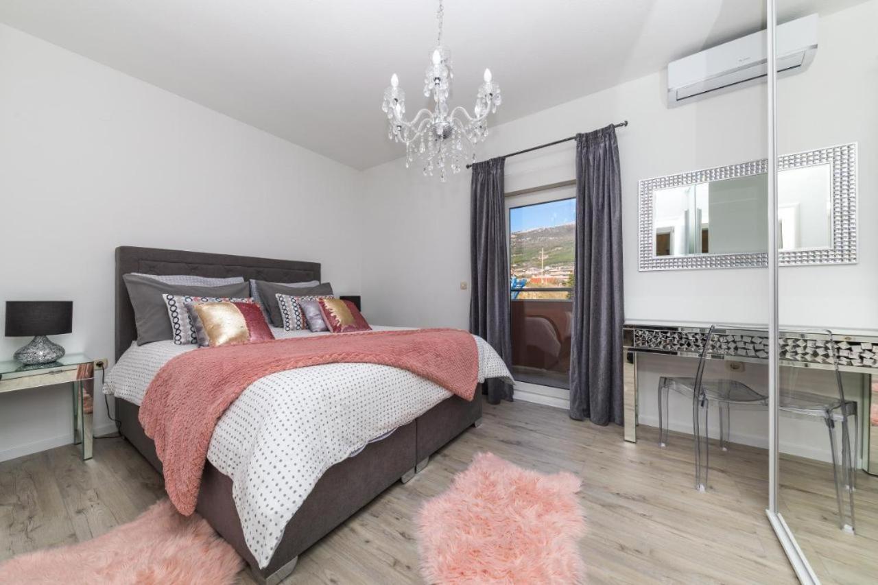 Ipm Apartments Kastela Ngoại thất bức ảnh